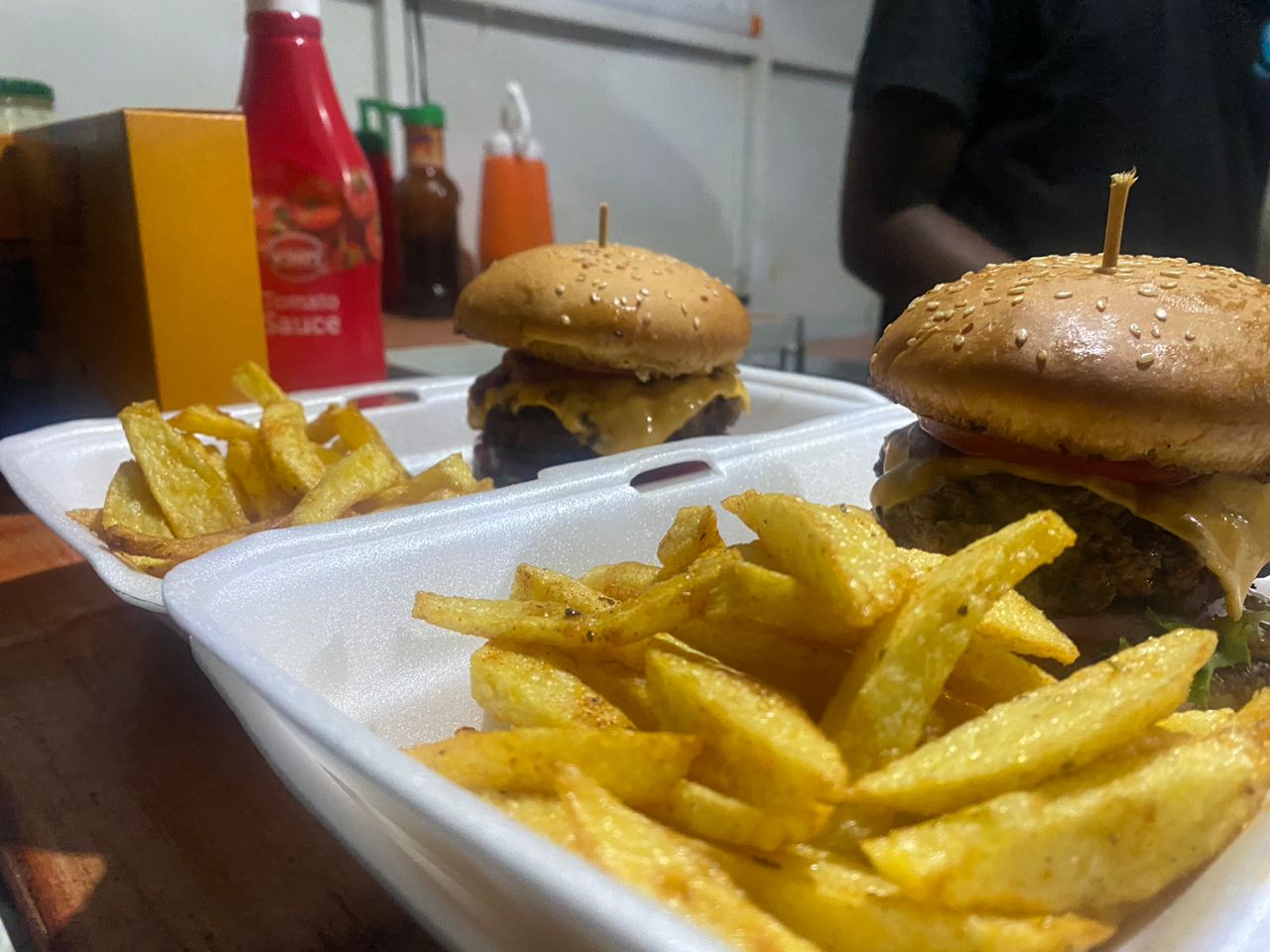 Melo Foods: Bringing Gourmet Burgers to Your Doorstep